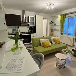 apartman-edina.primorje-gorskikotar.com/
